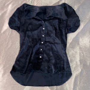 Cute bottom up shirt